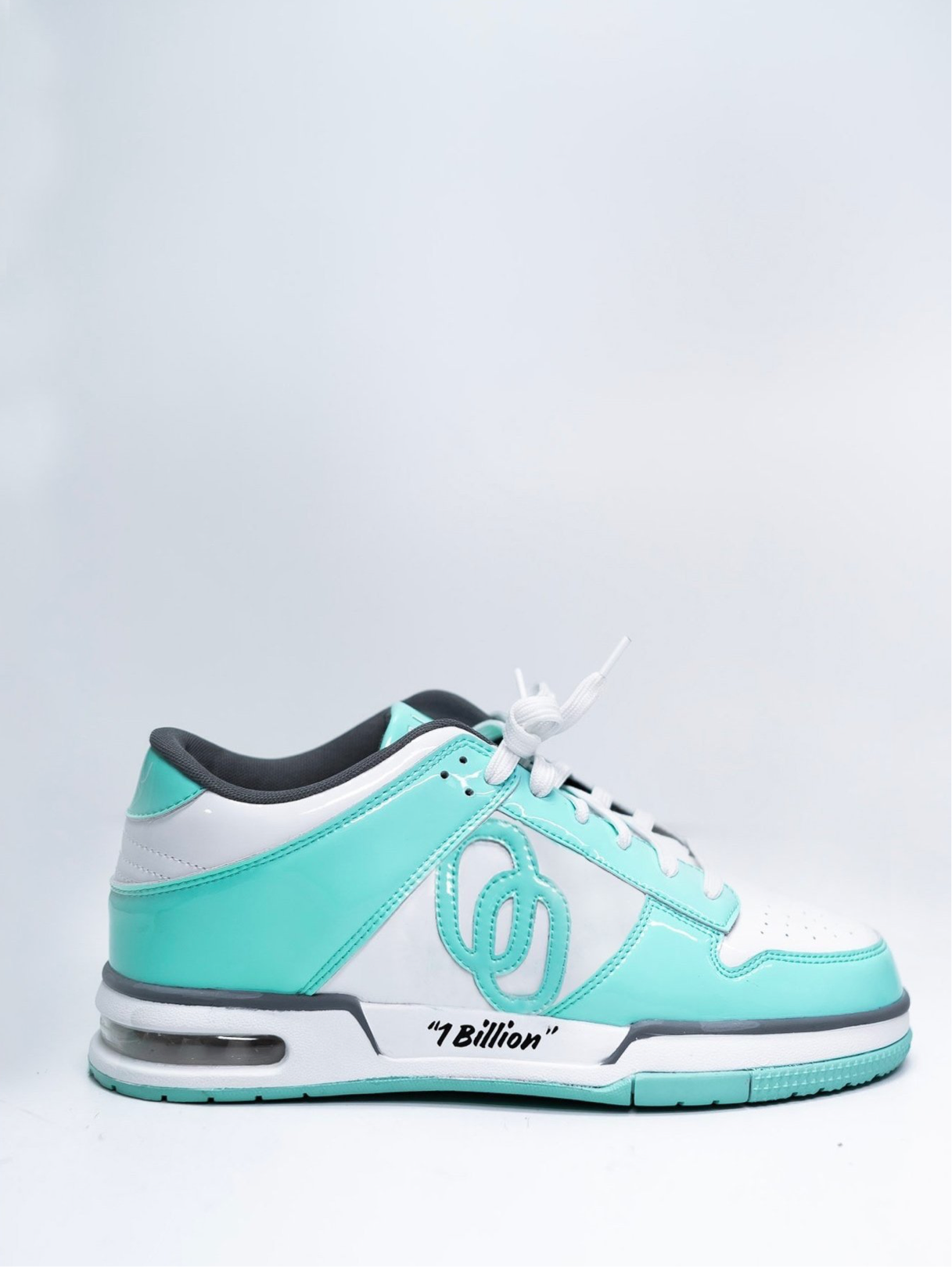 OO x NVU Collab "Tiffany's" (Pre-Order)