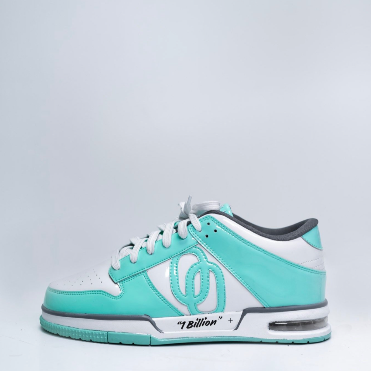 OO x NVU Collab "Tiffany's" (Pre-Order)